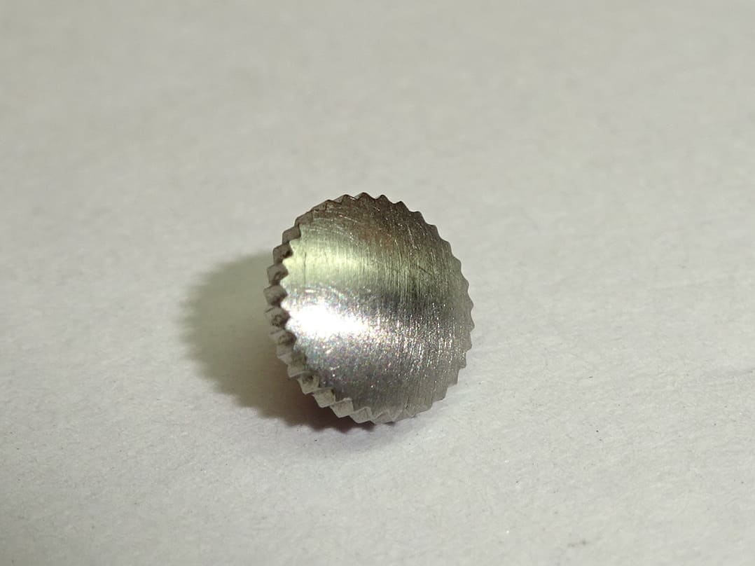 Patent Brevet steel crown 4.60mm , thread 0.80mm