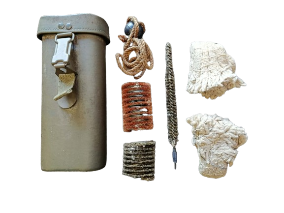 Bundeswehr - German Panzerfaust 44mm KIT nettoyage