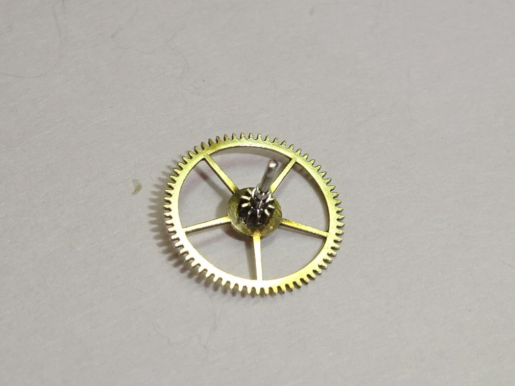 Omega center wheel cal. 300 301 R17.8 (height 4.39mm) / part 1224 (without cannon pinion)