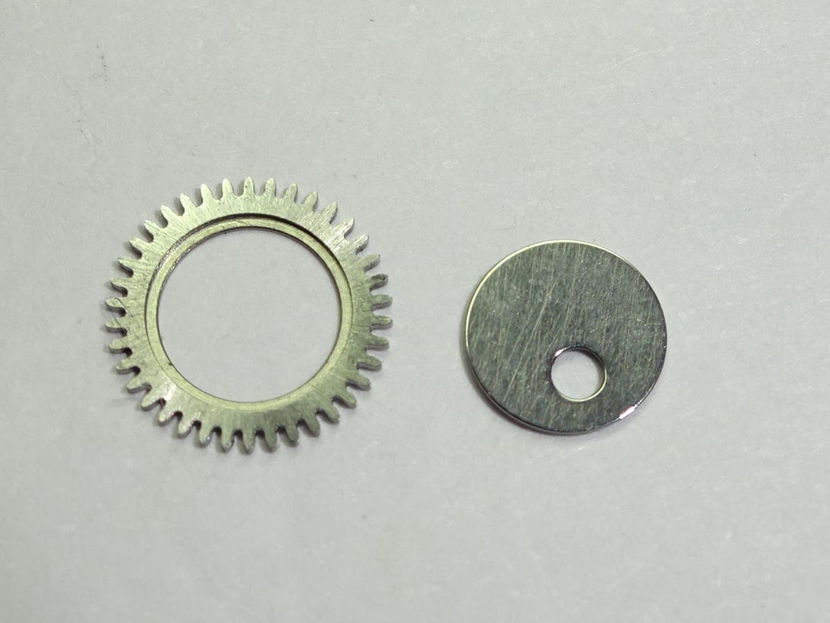 Omega crown wheel + crown wheel core 470 500 501 502 503 550 560 562 563 565 / part 1101+1102