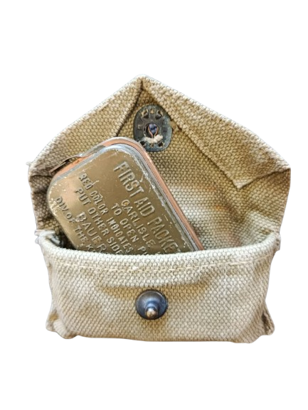 Pochette à pansement M-1924,RA & CO. 1943, avec pansement Carlisle