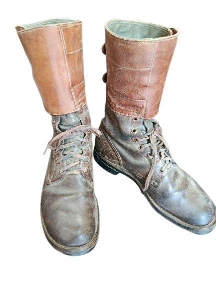 Bottes M-43 Buckle boots, taille 8 , daté 1944,