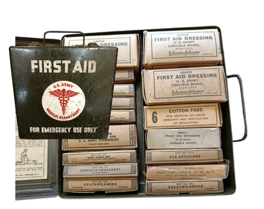 Boite de premiers secours (24 éléments) pour blindés et semi-chenillé. 